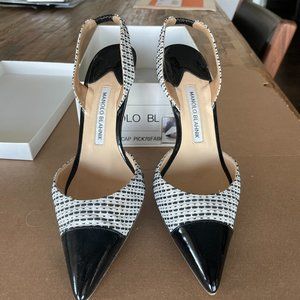 Manolo Blahnik Carolyne slingbacks in black/white patent. Size 39.5